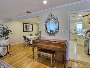 3421 Turf Road, Oceanside NY 11572