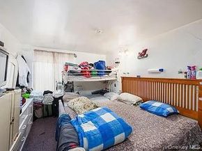 2661 marion ave 5A, Bronx NY 10458