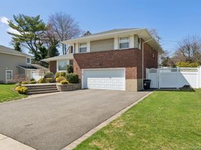 15 Wayland Road, Plainview NY 11803