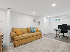 15 Wayland Road, Plainview NY 11803