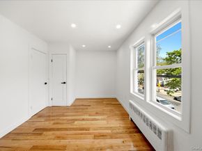 4135 Murdock Avenue, Bronx NY 10466