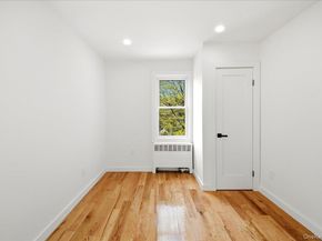 4135 Murdock Avenue, Bronx NY 10466