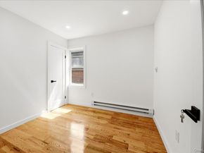 4135 Murdock Avenue, Bronx NY 10466