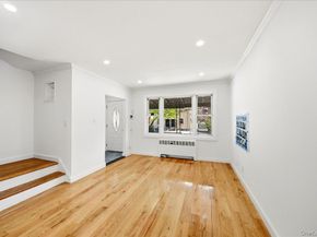 4135 Murdock Avenue, Bronx NY 10466