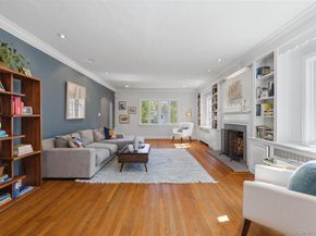 42 Mulberry Lane, New Rochelle NY 10804