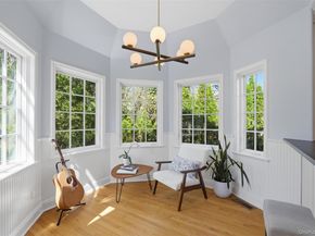 42 Mulberry Lane, New Rochelle NY 10804