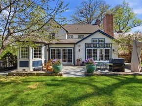 42 Mulberry Lane, New Rochelle NY 10804