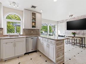 12 Pond Drive, Syosset NY 11791