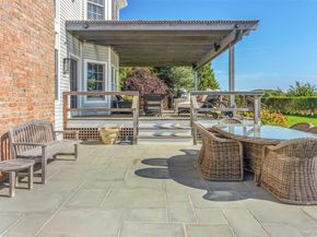 350 Laurel Way, Laurel NY 11948