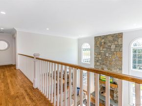 350 Laurel Way, Laurel NY 11948