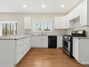 48 Private Road, Calverton NY 11933