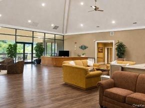 280 Brettonwoods Drive, Coram NY 11727