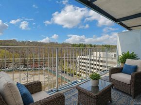 499 N Broadway 7i, White Plains NY 10603