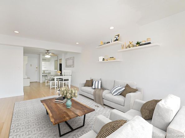 3 Birchwood Court 5O, Mineola NY 11501