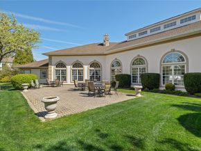 131 Constantine Way, Mount Sinai NY 11766
