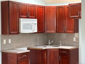 67 Cleremont Avenue, Saint James NY 11780