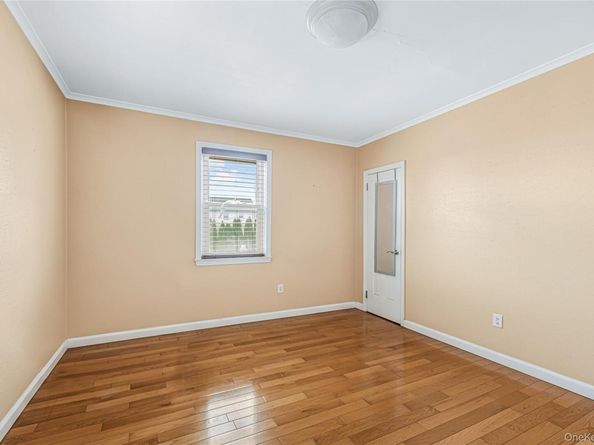 38 Borcher Avenue, Yonkers NY 10704