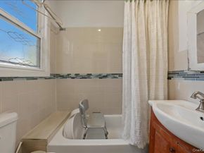 460 S 1st Avenue, Mount Vernon NY 10550