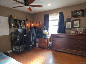 522 Rowlinson Drive, Shirley NY 11967