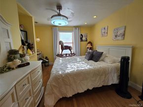 522 Rowlinson Drive, Shirley NY 11967