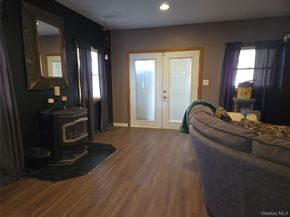 522 Rowlinson Drive, Shirley NY 11967