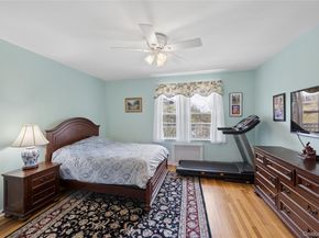 162-01 Powells Cove Boulevard 5G, Beechhurst NY 11357