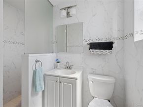 162-01 Powells Cove Boulevard 5G, Beechhurst NY 11357