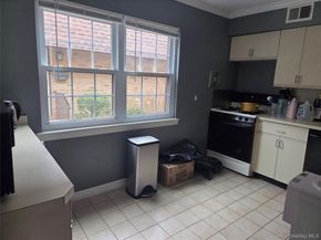 311 Mariners Way, Copiague NY 11726