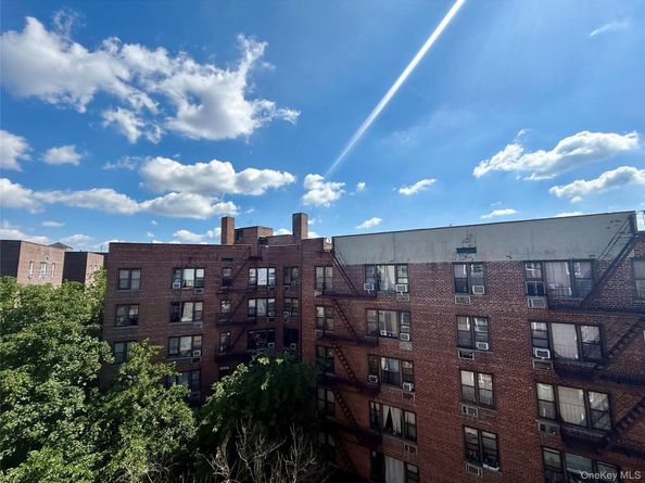 4225 80th Street 6F, Elmhurst NY 11373