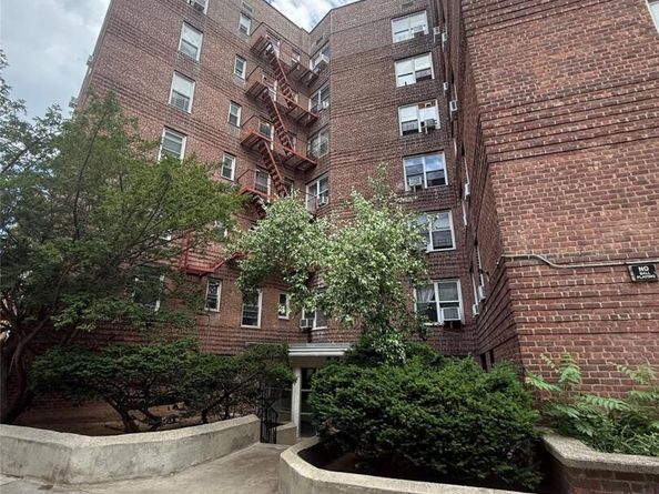 4225 80th Street 6F, Elmhurst NY 11373