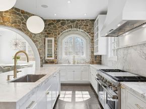123 Abrahams Path, East Hampton NY 11937
