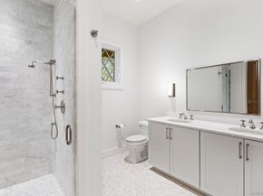 123 Abrahams Path, East Hampton NY 11937