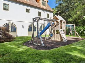 123 Abrahams Path, East Hampton NY 11937