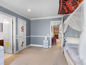 32 Avolet Court, Mount Sinai NY 11766