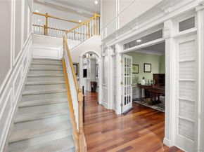 32 Avolet Court, Mount Sinai NY 11766