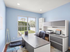 32 Avolet Court, Mount Sinai NY 11766