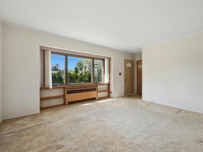 9 Robinson Street, Shoreham NY 11786