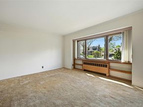 9 Robinson Street, Shoreham NY 11786