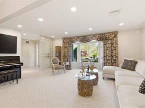 8 Given Lane, East Northport NY 11731