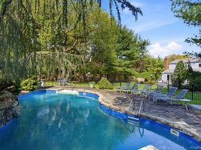 8 Given Lane, East Northport NY 11731