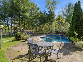 8 Given Lane, East Northport NY 11731