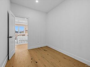 62 Haven Lane, Levittown NY 11756