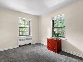 20 Alden Place 1, Bronxville NY 10708