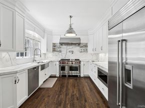 602A Twin Hills Court, Northport NY 11768