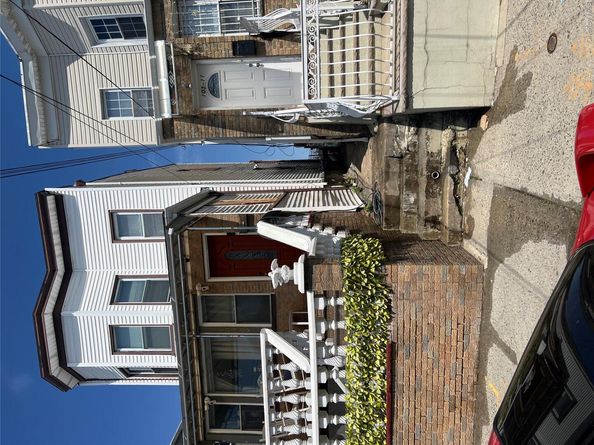 10309 32nd Avenue, East Elmhurst NY 11369