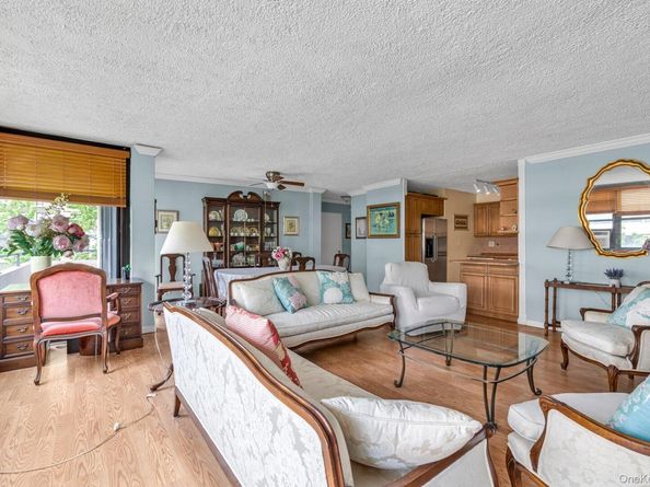 166-26 Powells Cove Boulevard 5D, Beechhurst NY 11357