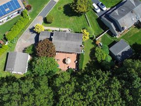 8 Beverly Court, Farmingville NY 11738