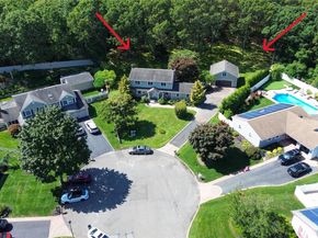 8 Beverly Court, Farmingville NY 11738