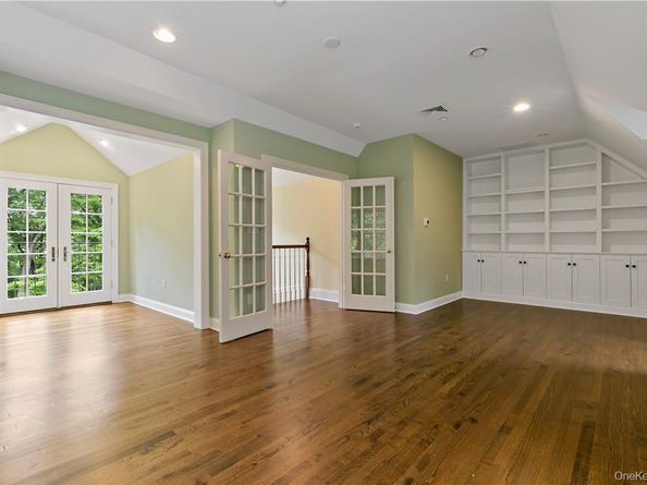 70 Haights Cross Road, Chappaqua NY 10514