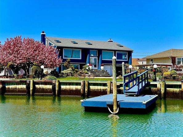 3434 Elliott Boulevard, Oceanside NY 11572